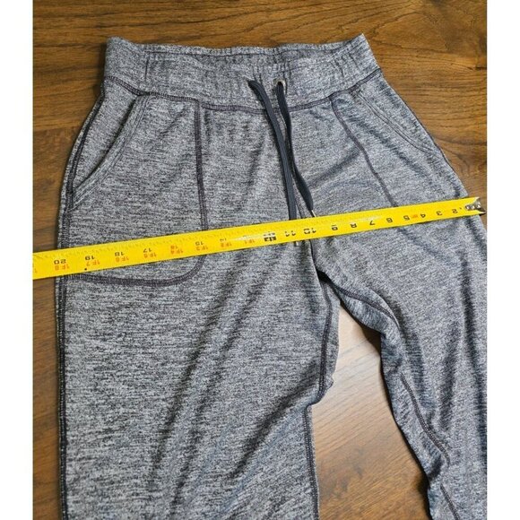 Under Armour Women Tech Cropped Pant Grey Fleece Loose Fit Joggers Sweatpants Si - Picture 10 of 16